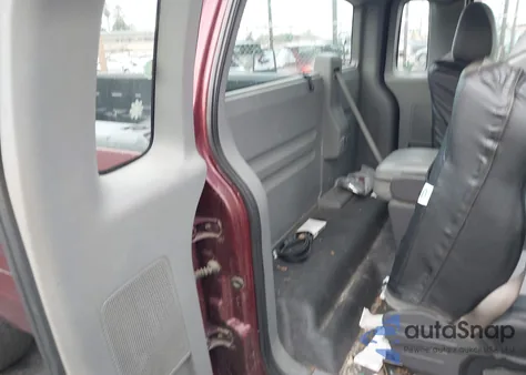 2006 Ford F-150 Stx/Xl/Xlt from USA, damaged, VIN 1FTRF12256NB65483